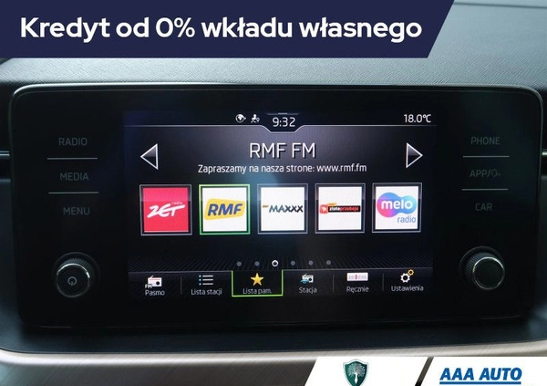 Skoda Kamiq cena 100000 przebieg: 8369, rok produkcji 2022 z Brwinów małe 352